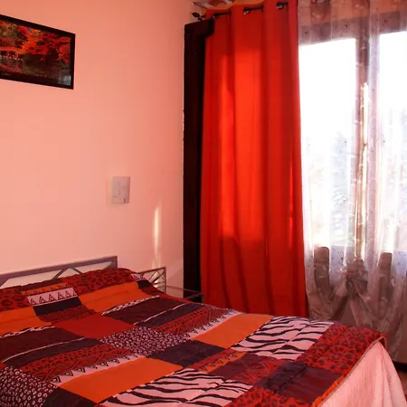 酒店 Les Jardins Du Patriarche 2*