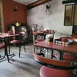 ホテル Les Jardins Du Patriarche 2*