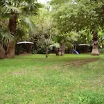Les Jardins Du Patriarche Hotel Hotel