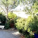 Les Jardins Du Patriarche ホテル 2*
