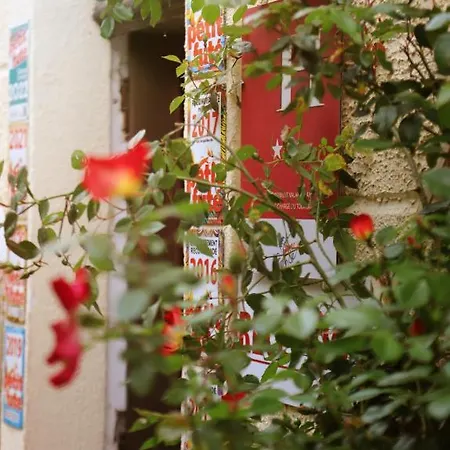 酒店 Les Jardins Du Patriarche 2*