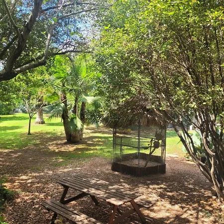 Les Jardins Du Patriarche 2*