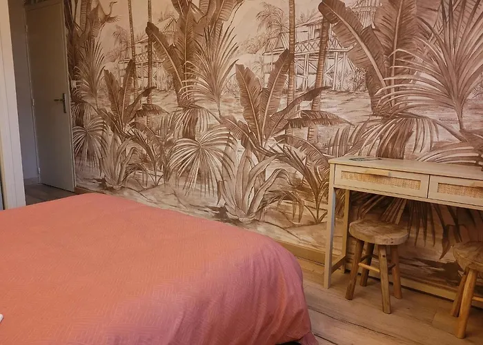 Les Jardins Du Patriarche 2* アグド