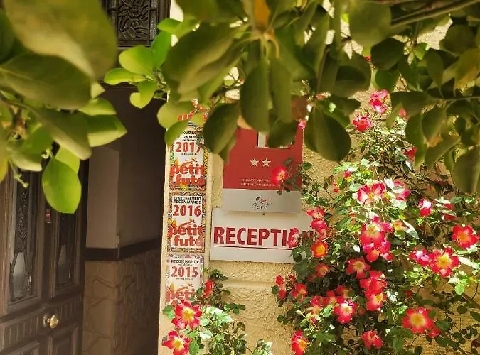 Les Jardins Du Patriarche ホテル 2*