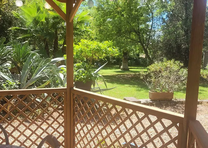 Les Jardins Du Patriarche 2*