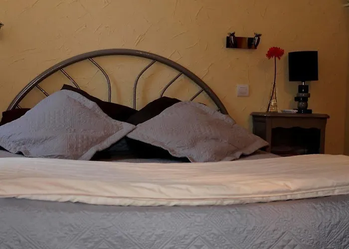 ホテル Les Jardins Du Patriarche アグド